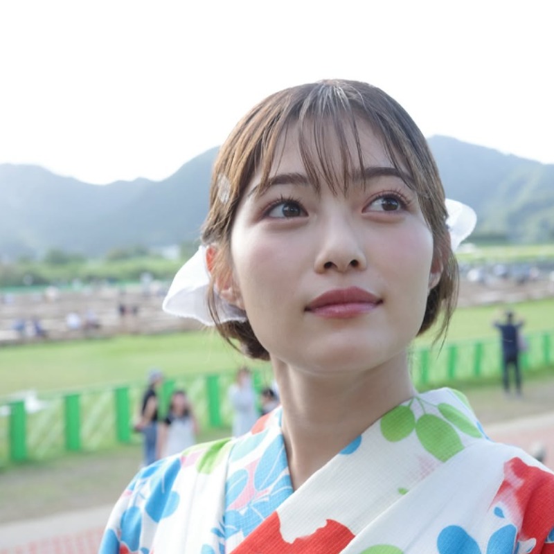 井上咲楽の学歴まとめ！高校大学や眉毛・彼氏の噂も解説