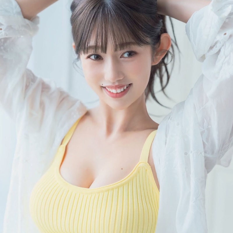 堀江聖夏が笑顔の画像