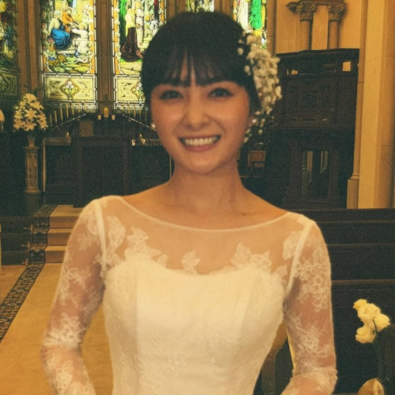 ウェディングドレス姿の葵わかなの画像