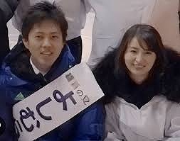 吉村洋文氏と佐々木りえ氏が並んでいる画像(ネット上では妻と誤解されている画像)